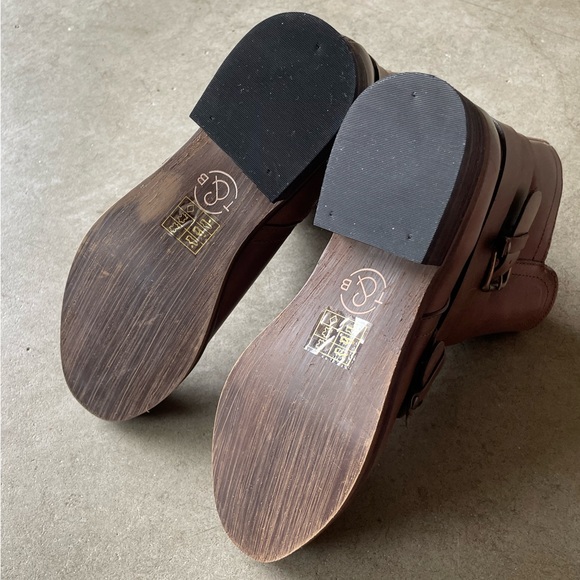 T&B Distress Pull Leather Strapped/Buckled Zip-Up Biker/Punk Boots 7 Womens - Picture 6 of 8